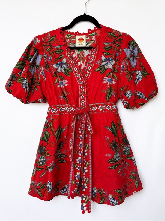 FARM Rio Pants - FARM RIO Sweet Bloom Bouquet Romper. BRAND NEW. Red Floral V-Neck Tie-Waist Rope